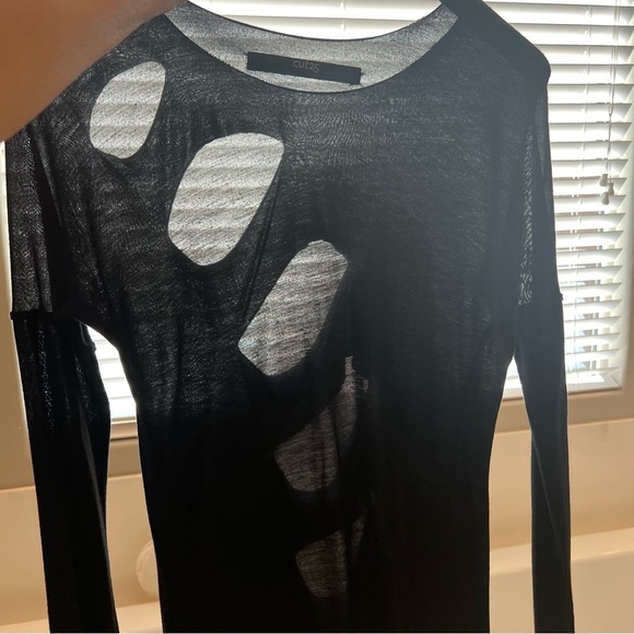 Cut 25 by Yigal Azrouel tunic top, cut out back, long sleeve, asymmetric, black - Picture 5 of 13